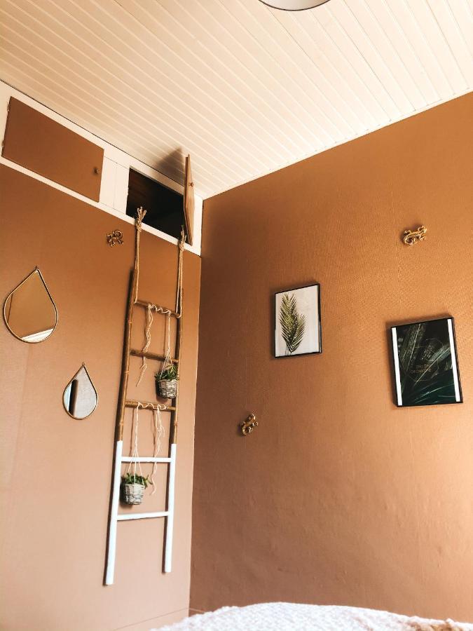 Chambre Salle De Bain Partagee Коньяк Екстер'єр фото